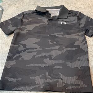 Under Armour Kids Polo in Camo Black and Gray